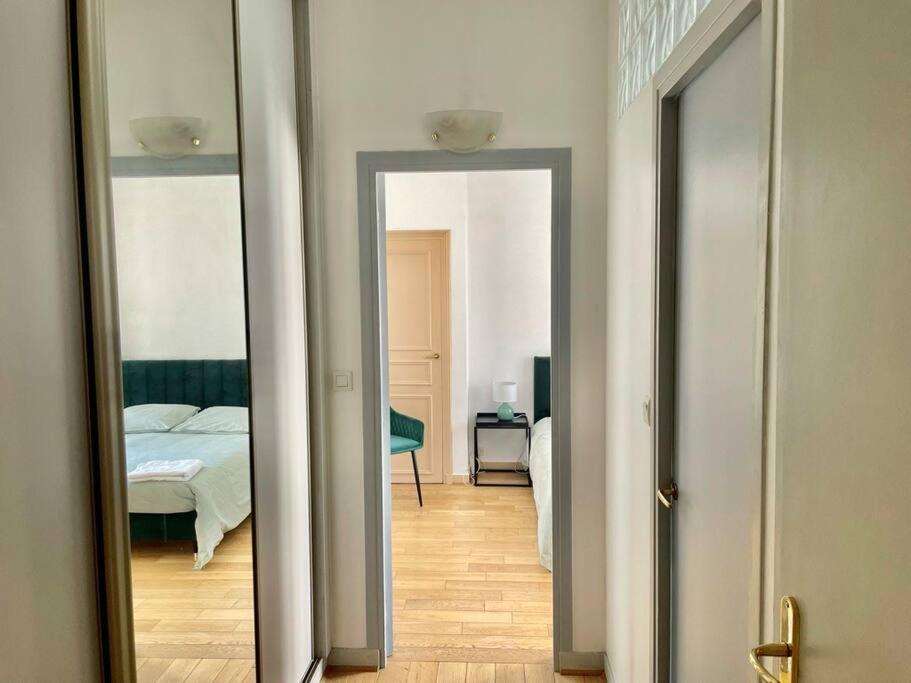 Gustave - Charming Eiffel Tower Appartement - Párizs Kültér fotó